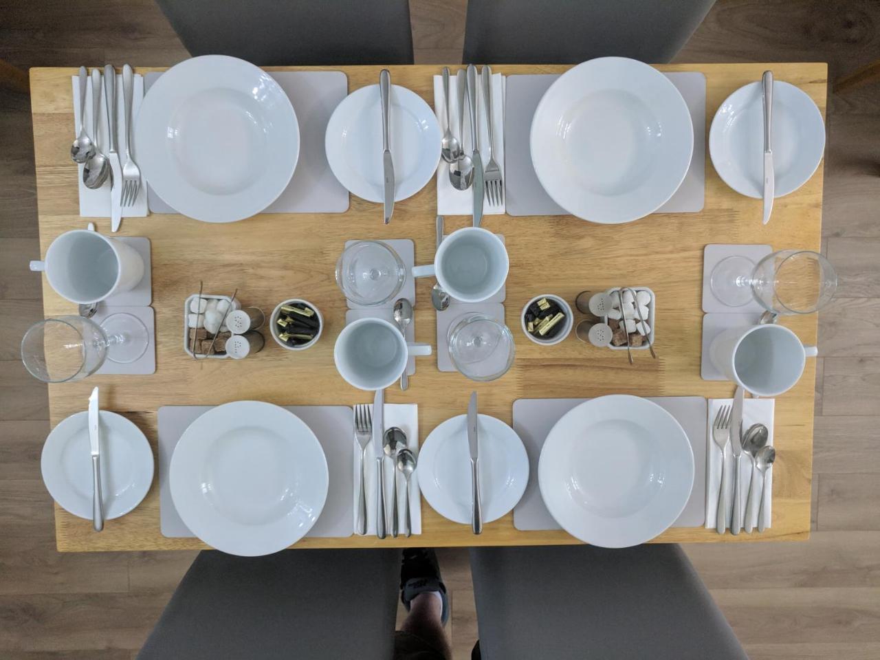 Lion House Bed & Breakfast With Restaurant Комб-Мартін Екстер'єр фото